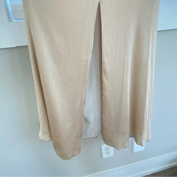 Sachin + & Babi Alli Puff Sleeve Champagne Gown Dress 4 V Neck Textured Satin - Picture 7 of 11